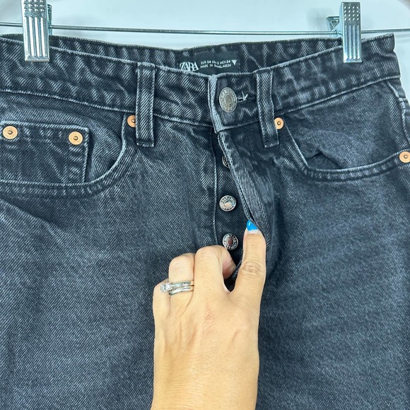 ZARA High Rise Straight Leg Jeans 2 Black Rinse Raw Hem #7578 - Picture 6 of 10